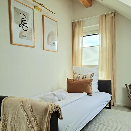 Homestay-Stylish, Zentral- Loft Apartment-Parking Ingolstadt Exteriér fotografie