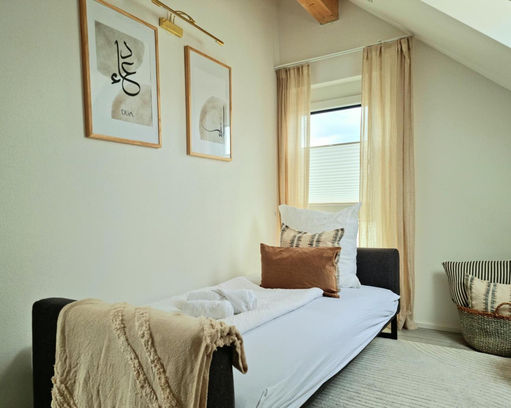 Homestay-Stylish, Zentral- Loft Apartment-Parking Ingolstadt Exteriér fotografie